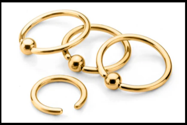 Hoop with ball closing